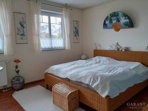 05 Schlafzimmer 1 OG - Doppelhaushälfte mit 112,00 m&sup2; in Ober-Ramstadt zum Kaufen