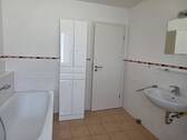 Bild 4 - Mehrfamilienhaus, Wohnhaus mit 125,00 m&sup2; in Troisdorf zum Kaufen