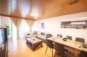 Wohn/Esszimmer - Wohnkomfort in Offenhausen: Modernisierte 3,5-Zimmer-Wohnung mit Tiefgarage