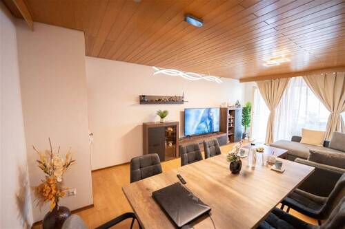 Wohn/Esszimmer - 