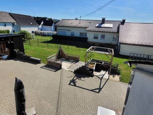 Blick vom Balkon - 4 Zimmer Einfamilienhaus zur Miete in Kaden