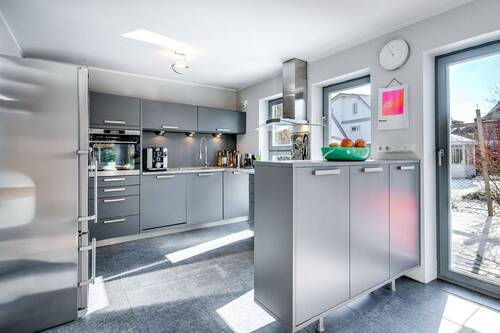 Küche - Einfamilienhaus mit 150,00 m² in München zum Kaufen