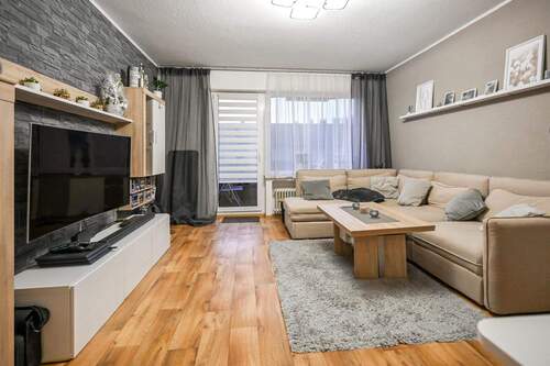 Wohnzimmer - 2 Zimmer Etagenwohnung zum Kaufen in Bielefeld