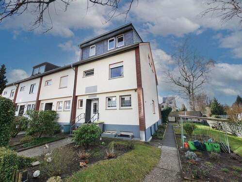 Vorderansicht - 6 Zimmer Reihenmittelhaus zum Kaufen in Paderborn