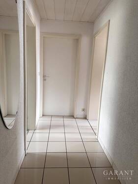 Flur - 2 Zimmer Etagenwohnung zum Kaufen in Heilbronn