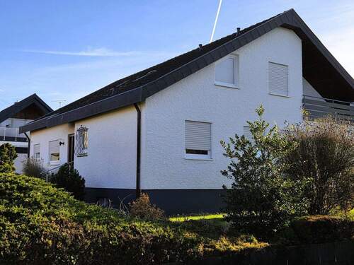 Wohnhaus Westen - Mehrfamilienhaus, Wohnhaus mit 209,00 m² in Böbingen zum Kaufen