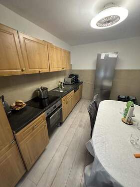 Bild 2 - 7 Zimmer Einfamilienhaus zum Kaufen in Katzwinkel