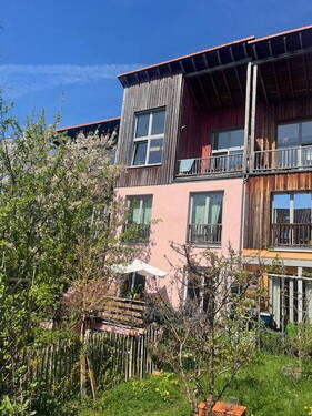 Bild 3 - 6 Zimmer Einfamilienhaus in Frankfurt