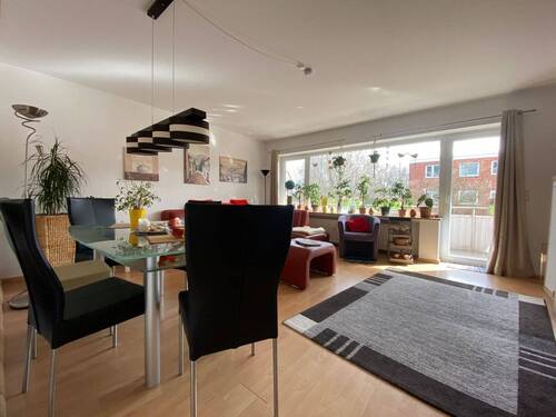 Wohnbereich - 3 Zimmer Etagenwohnung zum Kaufen in Henstedt-Ulzburg