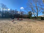 riesiger Spielplatz - 