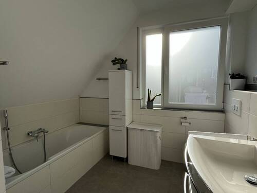 Badezimmer Dachgeschoss - 