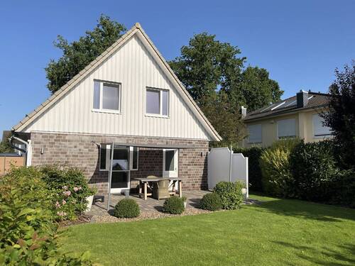 Gartenansicht - 4 Zimmer Einfamilienhaus zum Kaufen in Weyhe
