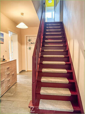 Historische Holztreppe in das Dachgeschoss - 