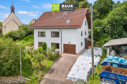 Luftaufnahme - 8 Zimmer Einfamilienhaus zum Kaufen in Mengen