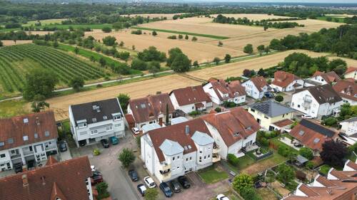 Haus - 2 Zimmer Etagenwohnung zum Kaufen in Malsch