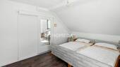 1. OG Schlafzimmer 2 - 