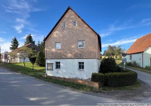 Bild 2 - 4 Zimmer Einfamilienhaus zum Kaufen in Löbau