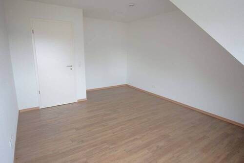 Zimmer 3 - 