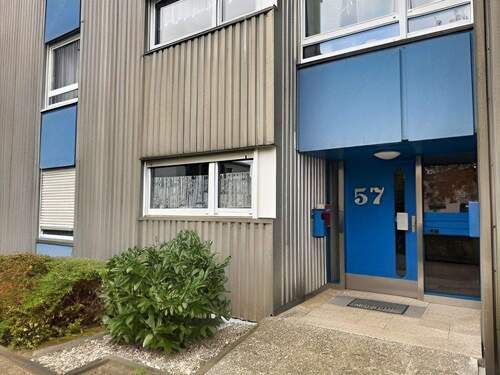 Hauseingang - 3 Zimmer Etagenwohnung in Baltmannsweiler