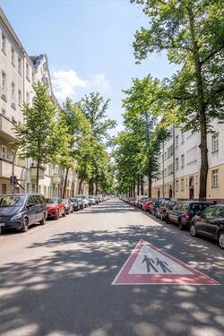 Blick in die ruhige Straße - 