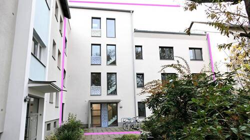 Gebäude mit Wohnung - 2 Zimmer Etagenwohnung zum Kaufen in Berlin