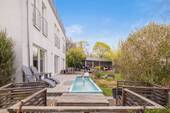 Blick zur Terrasse - 5 Zimmer Einfamilienhaus zum Kaufen in Berlin