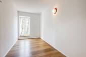 Kinderzimmer/Büro - 