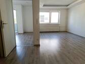 Wohn und Schlafzimmer getrennt - 