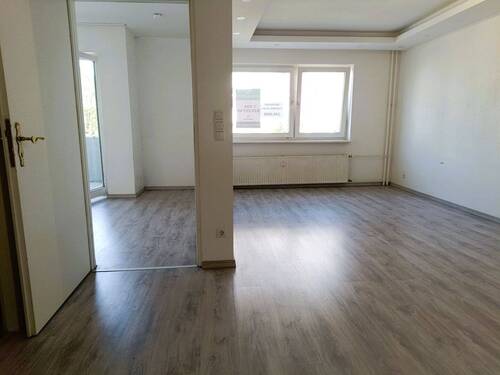 Wohn und Schlafzimmer getrennt - 