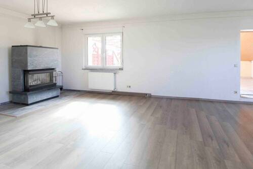 Wohnzimmer(1) - Einfamilienhaus mit 143,00 m² in Frankenthal zum Kaufen