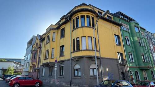 3 - 3 Zimmer Einfamilienhaus in Saarbrücken