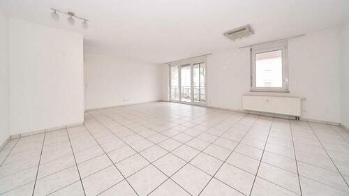 helles Ambiente mit Austritt an die frische Luft - 3 Zimmer Etagenwohnung in Waiblingen / Hohenacker