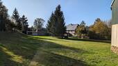 Grundstück mit Blick zum Haus - 