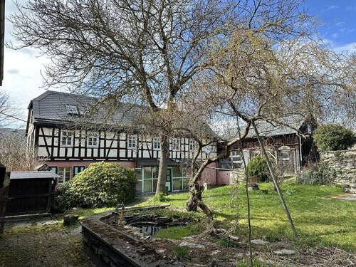 Ansicht - Idyllisches Landleben auf ehemaligem Bauernhof, gepflegter Zustand, ca. 2.400 m² Grundstück