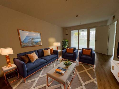 Wohnzimmer - 2 Zimmer Etagenwohnung zur Miete in Hude (Oldenburg)