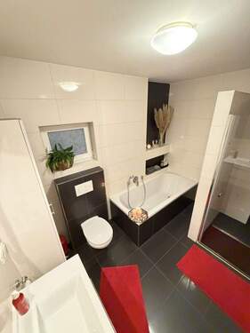 Masterbad/begehbare Dusche OG - 