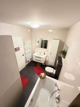 Masterbad/begehbare Dusche OG - 