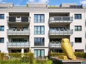 Hausansicht - 2 Zimmer Etagenwohnung zum Kaufen in Berlin - Lichtenberg