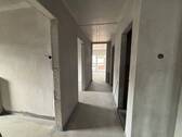 Flur - 3 Zimmer Etagenwohnung zur Miete in Weyhe