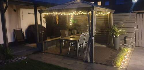 Garten bei Nacht - 