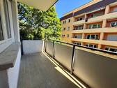 Kleiner Balkon - Etagenwohnung mit 71,10 m&sup2; in Hanau zur Miete