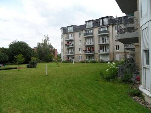 Gartenanlage - Rückseite - 2 Zimmer Etagenwohnung in Bonn