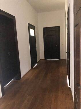 Flur - Etagenwohnung mit 116,00 m² in Altenburg zur Miete