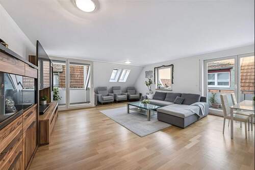 Visualisierung Wohn- und Esszimmer - Etagenwohnung mit 66,20 m&sup2; in Kirchheim unter Teck zum Kaufen