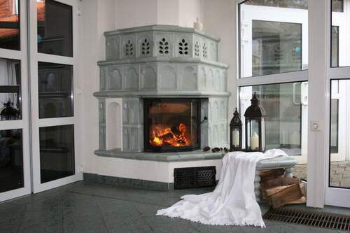 Wintergarten mit Kamin - 