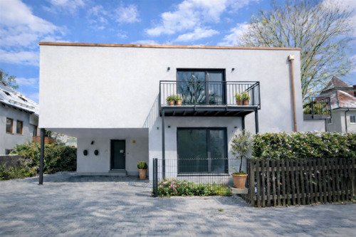 Hausansicht - 2 Zimmer Etagenwohnung zur Miete in München