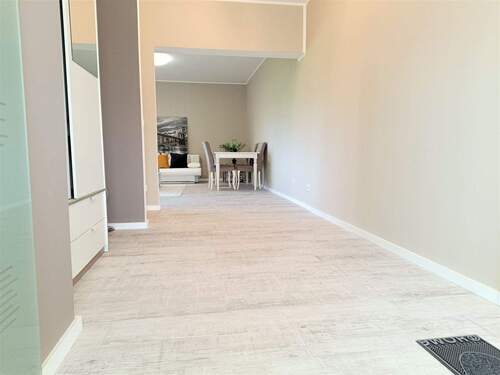 Beispielbild Flur_Diele - Etagenwohnung mit 82,00 m&sup2; in Berlin zum Kaufen