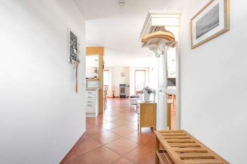 Flur - 3 Zimmer Mehrfamilienhaus, Wohnhaus in Insel Poel