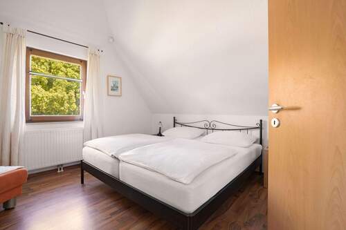 Schlafzimmer 1 DG - 