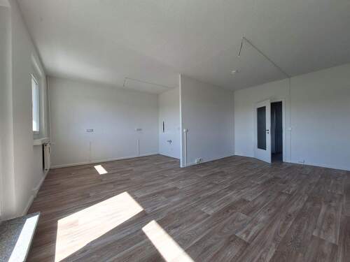 offener Wohn-Kochbereich (Beispiel) - Zwei Zimmer-Wohnung mal anders: offener Wohn-Kochbereich und und 2 Warmmieten frei!*